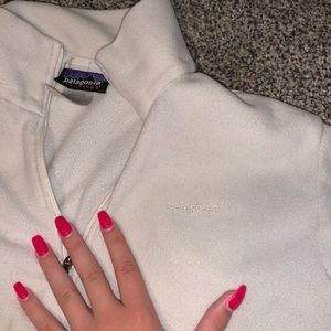 Patagonia crop sweatshirt